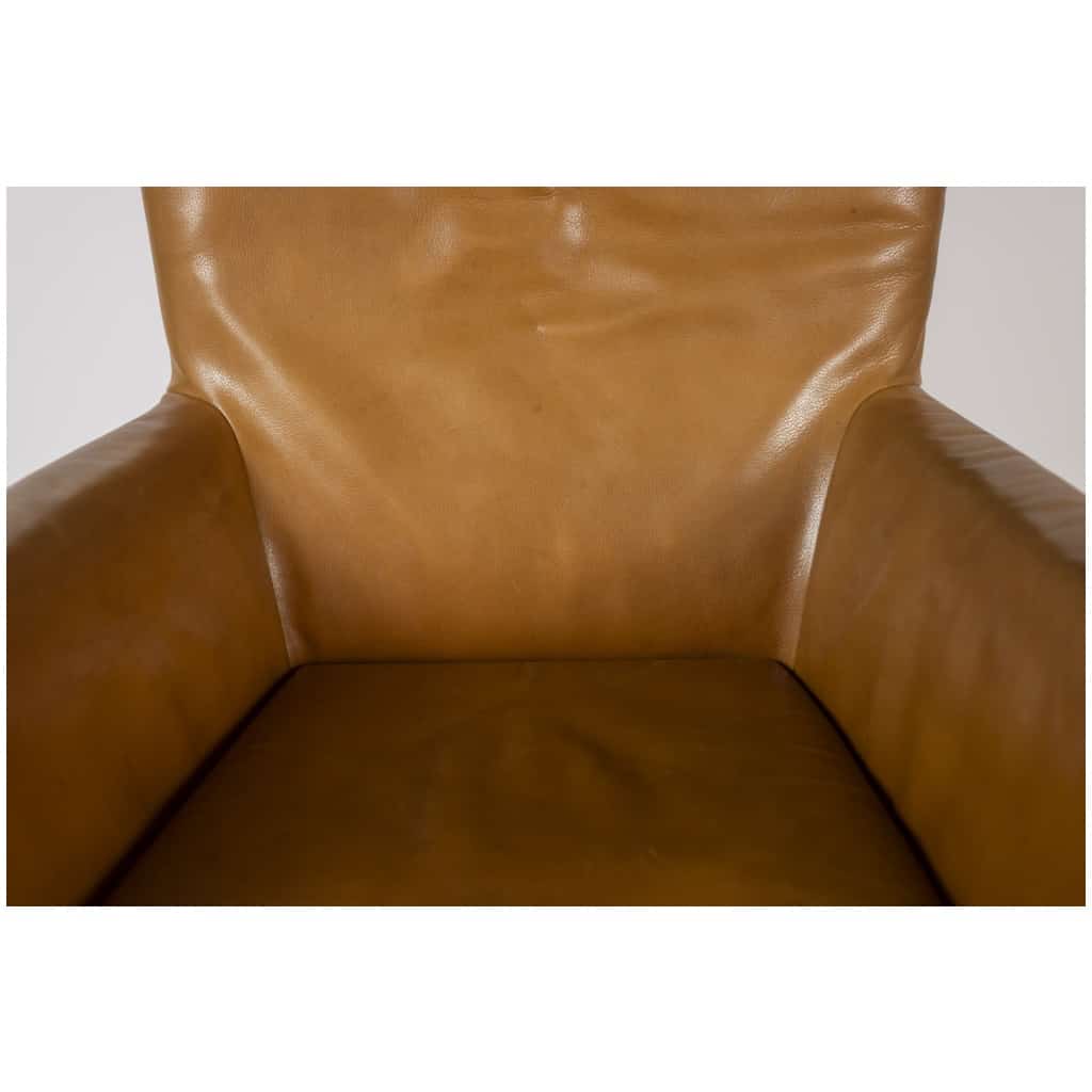 Gerard Van Den Berg. Paire de fauteuils en cuir. Années 1980. 10