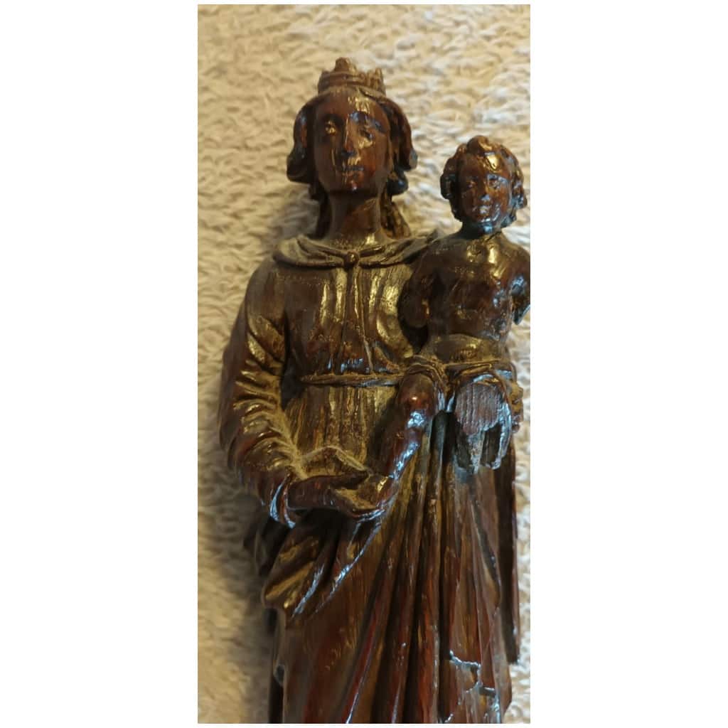 Bois sculpté Vierge à l’enfant d’époque 17ème siècle 6