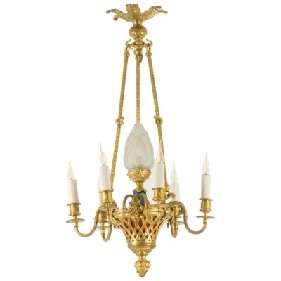 Louis style chandelier XVI in gilded bronze. Circa 1900.