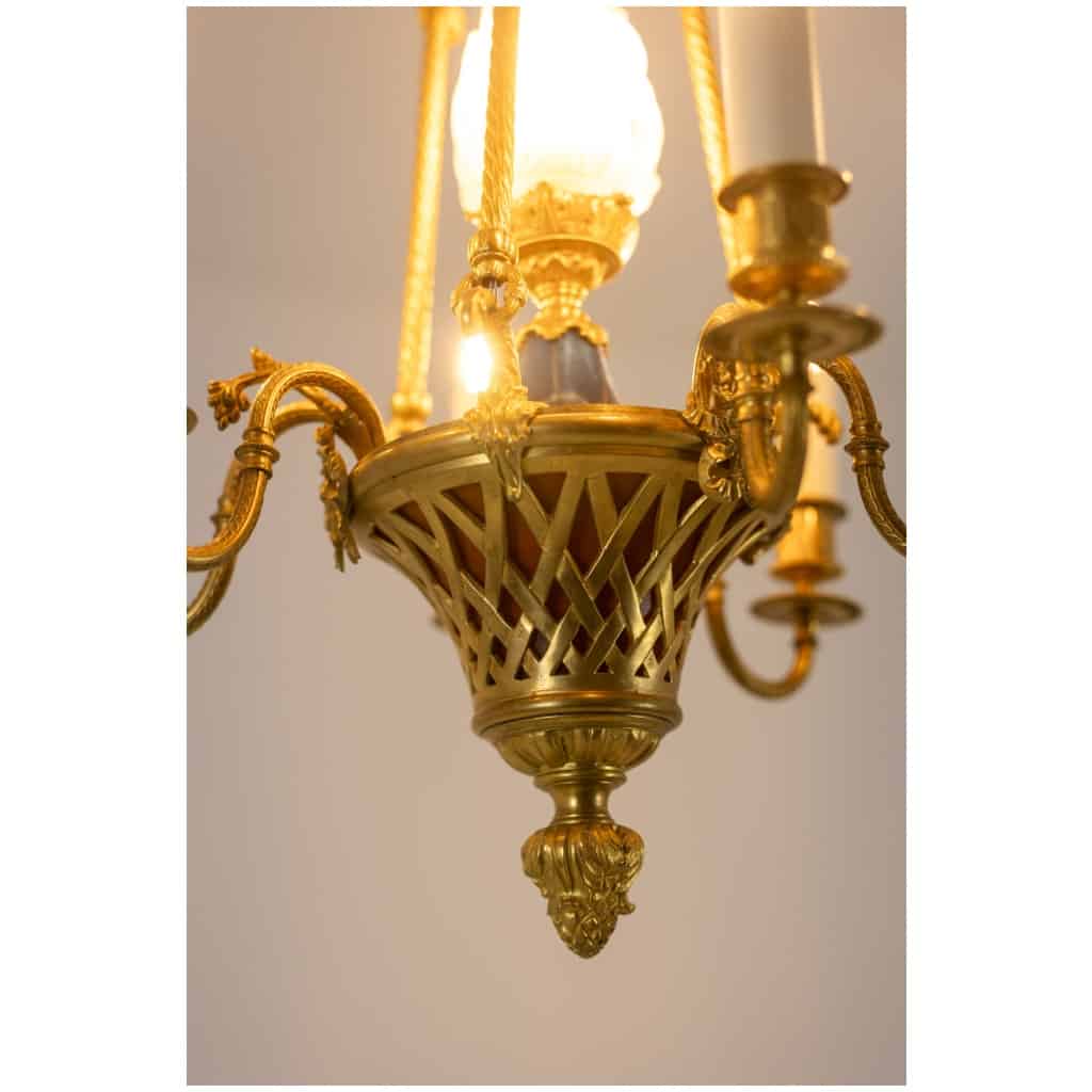 Louis style chandelier XVI in gilded bronze. Circa 1900. 18