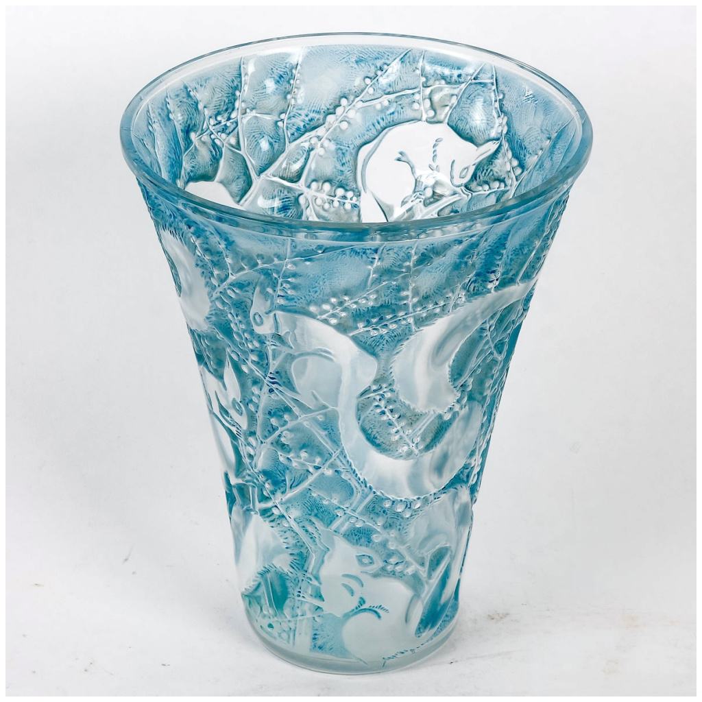 1934 René Lalique – Sénart Vase White Glass Patinated Blue Squirrels 5
