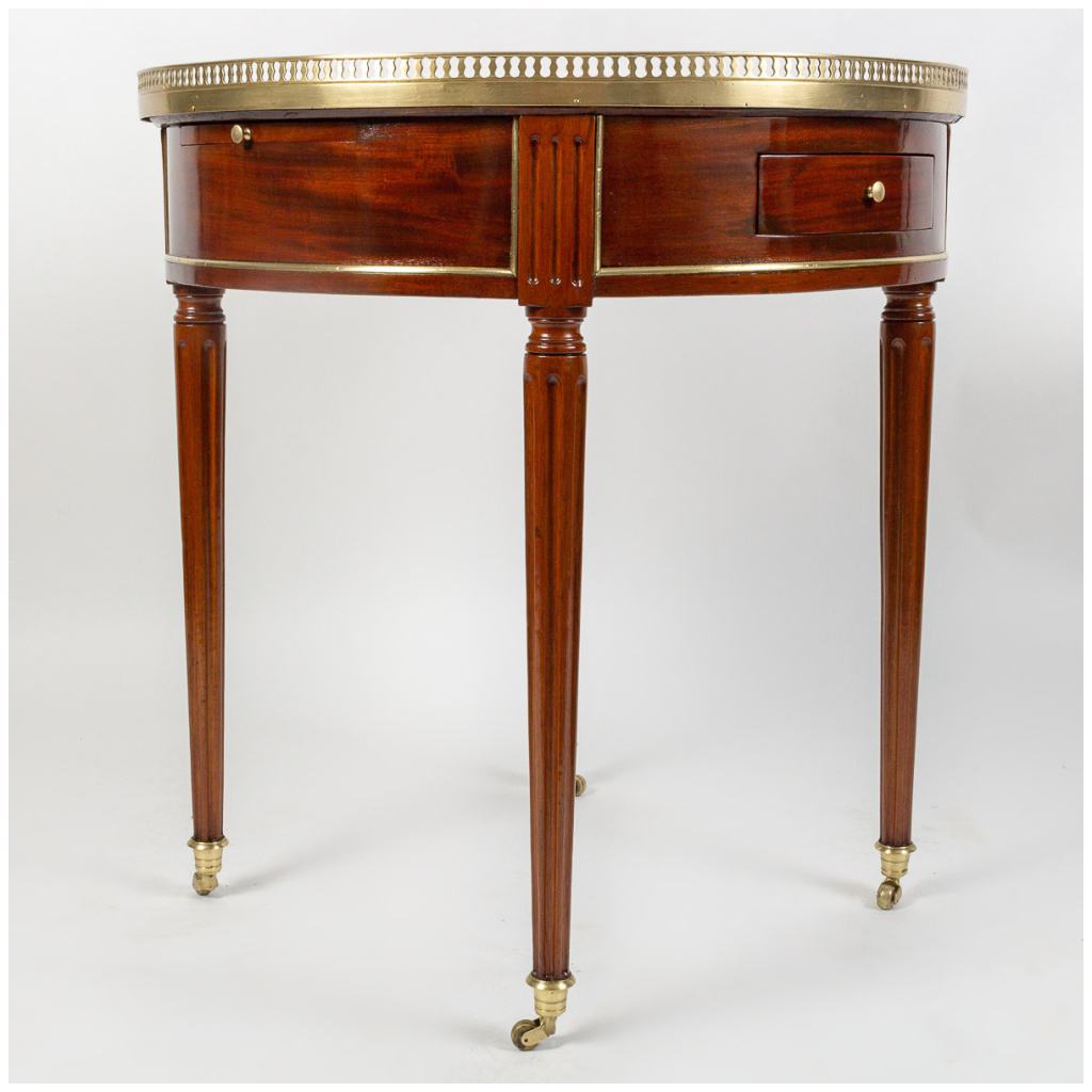 Table bouillotte d’époque Louis XVI (1774 – 1793). 4