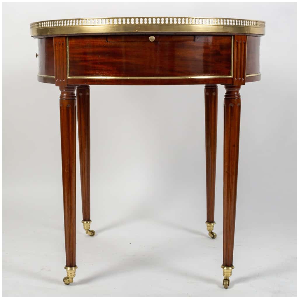 Table bouillotte d’époque Louis XVI (1774 – 1793). 3