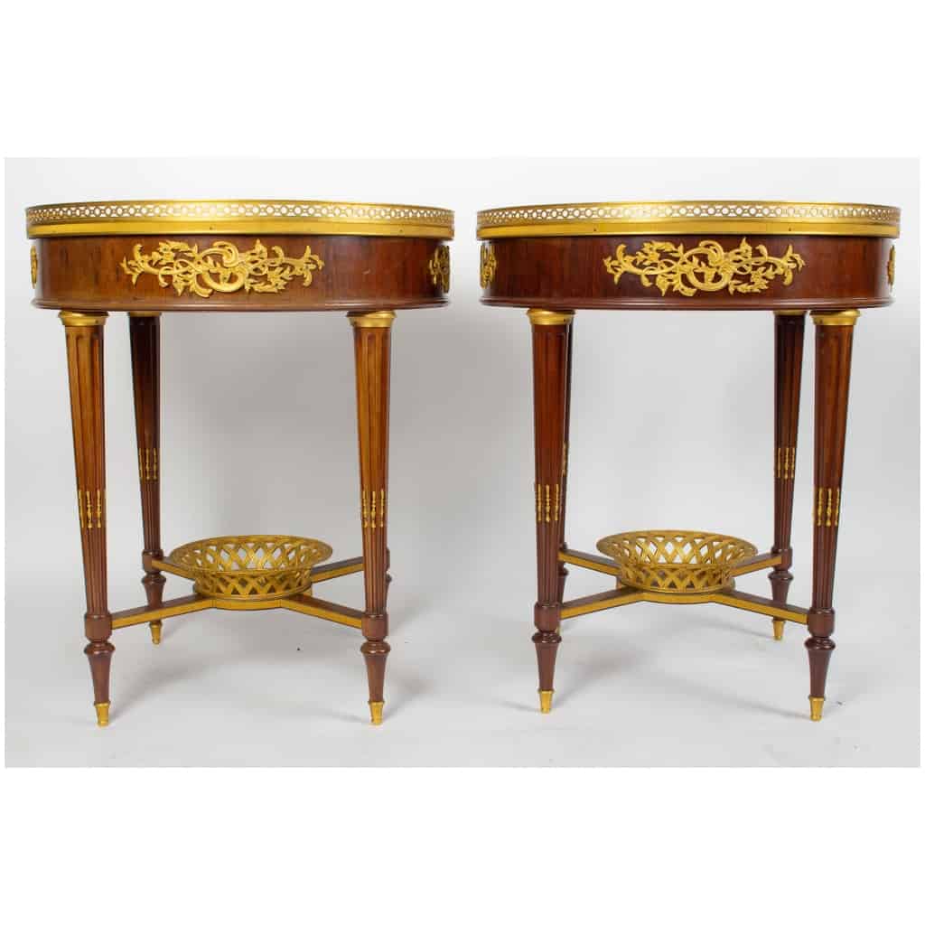 Paire de tables bouillottes de style Louis XVI. 7
