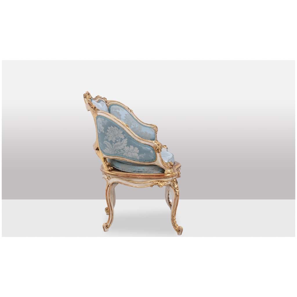 Marquise in gilded and carved wood in the LXV style. Circa 1880. 6