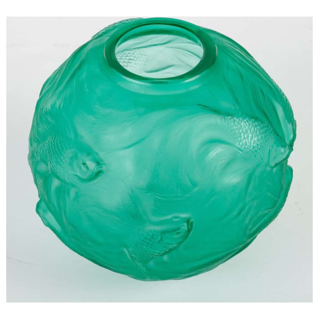 René Lalique – Vase Formose,teinté vert 1924 . 6