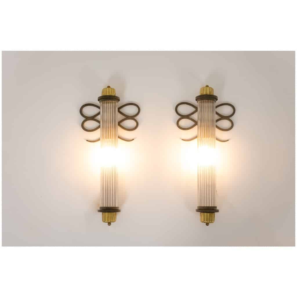 Pair of Art Deco style wall lights, cylindrical in shape. 1920s. 10