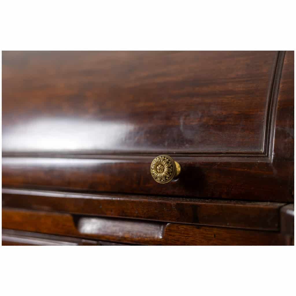 Desk – or secretary, cylinder, mahogany. Late period XVIIIAnd. 9