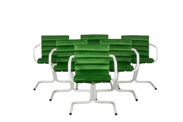 Série de 6 fauteuils en métal laqué blanc et velours. Années 1970. 4