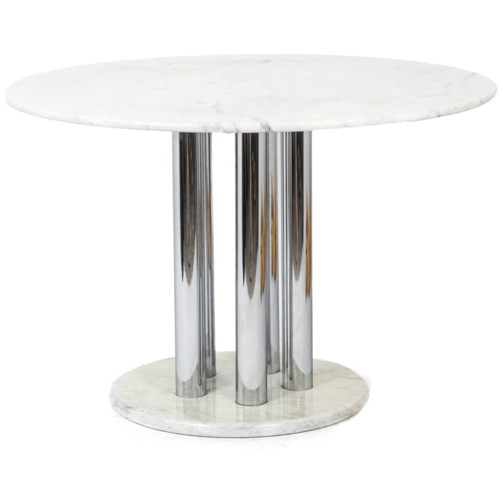 Table ronde en marbre et métal chromé. Années 1970. 3