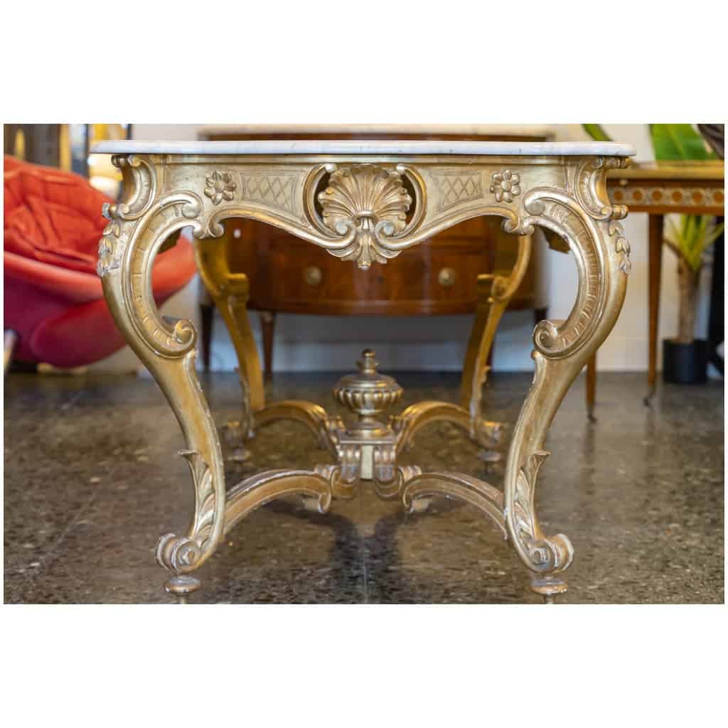 Middle table in gilded wood from the NIII period. 8