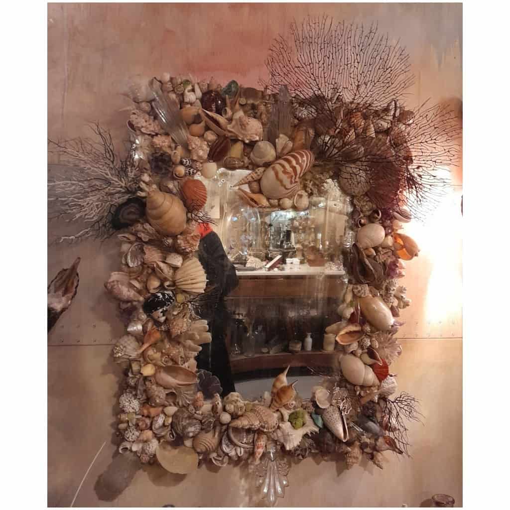 Rockery-style shell mirror, handmade 3