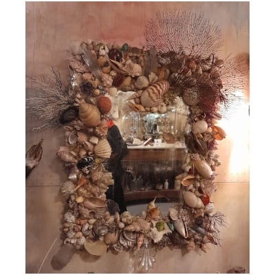 Rockery-style shell mirror, handmade