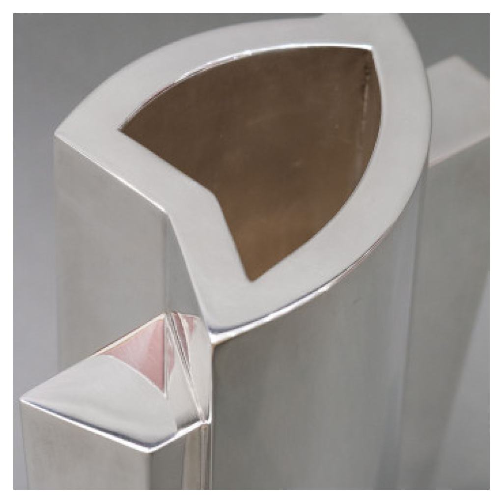 ORFEVRE GARRIDO – VASE CONSTRUCTIVISTE EN ARGENT – CIRCA 2004 10