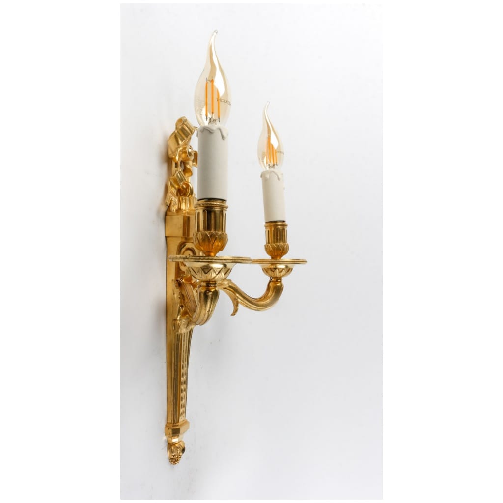 Pair of Louis period sconces XVI (1774 – 1793). 4