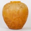 René Lalique ,1919 ,Vase « Perruches » Butterscotch. 12