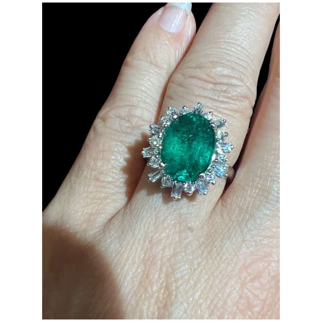 4,79 Carat Oval Emerald Ring And 0,84 Carat Diamonds, 18 Carat Gold, Engagement Ring 5