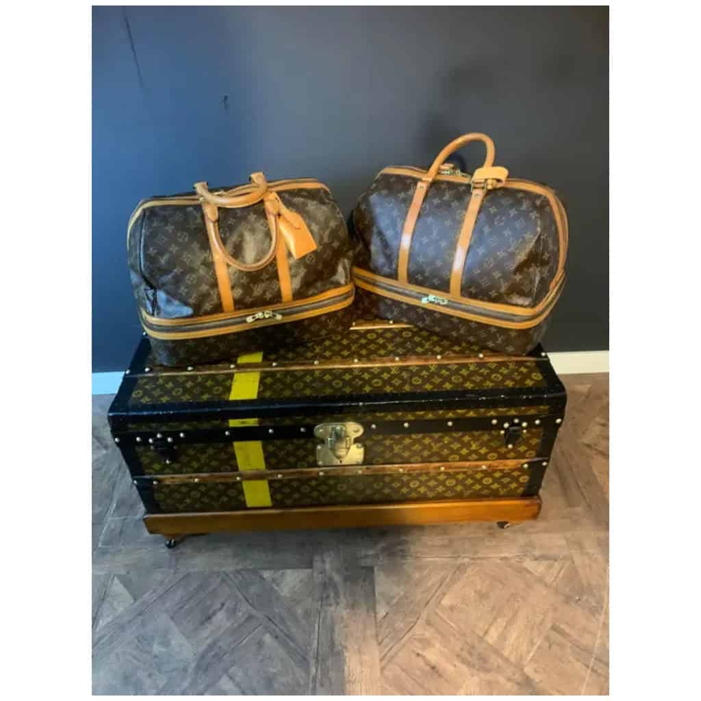 Louis Vuitton trunk 90 cm, Vuitton cabin 17 trunk