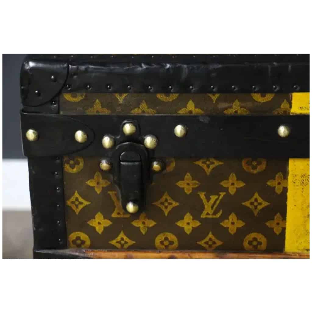 Louis Vuitton trunk 90 cm, Vuitton cabin 6 trunk