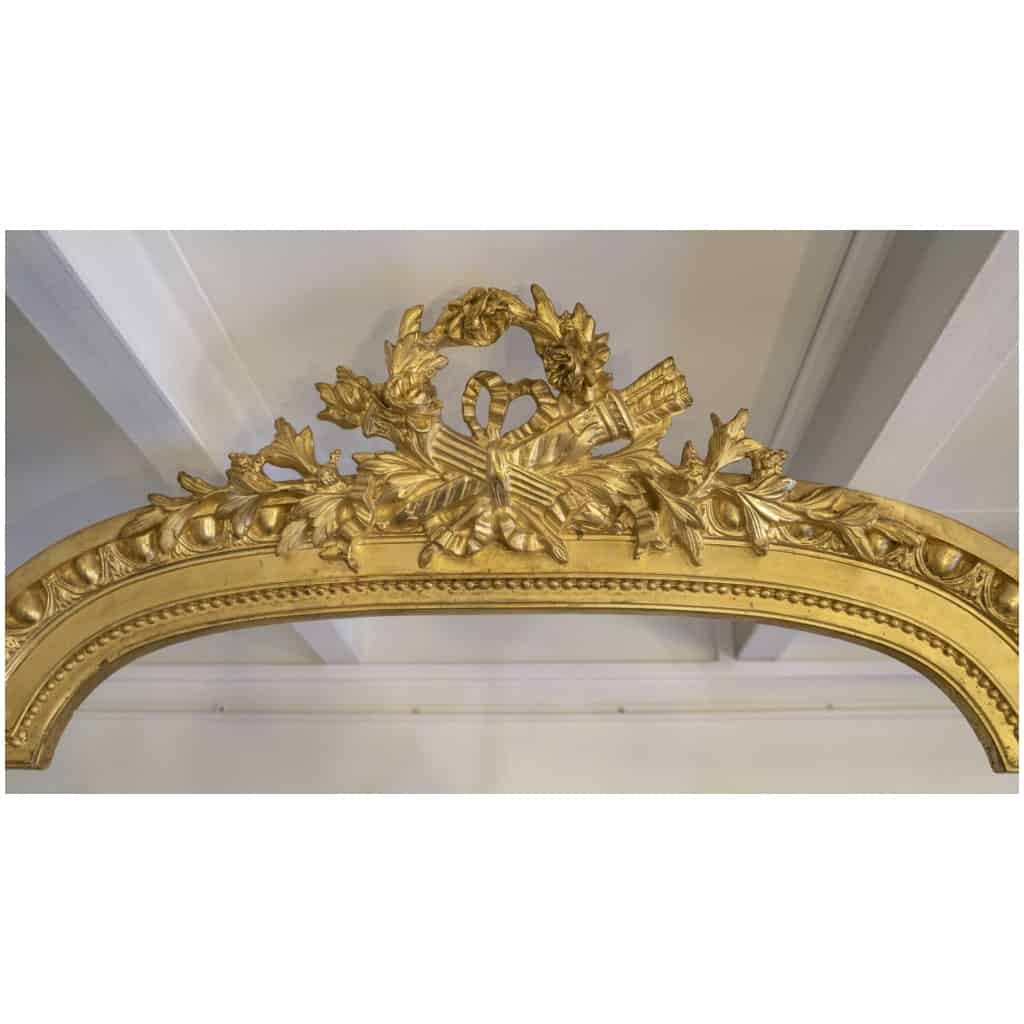 Pair of gilded wood valances. 7