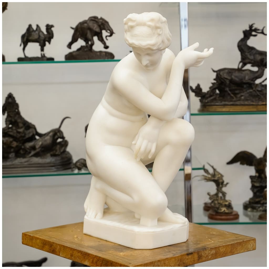 Sculpture – Crouching Venus, Doidalsas From Bithynia – Marble 3