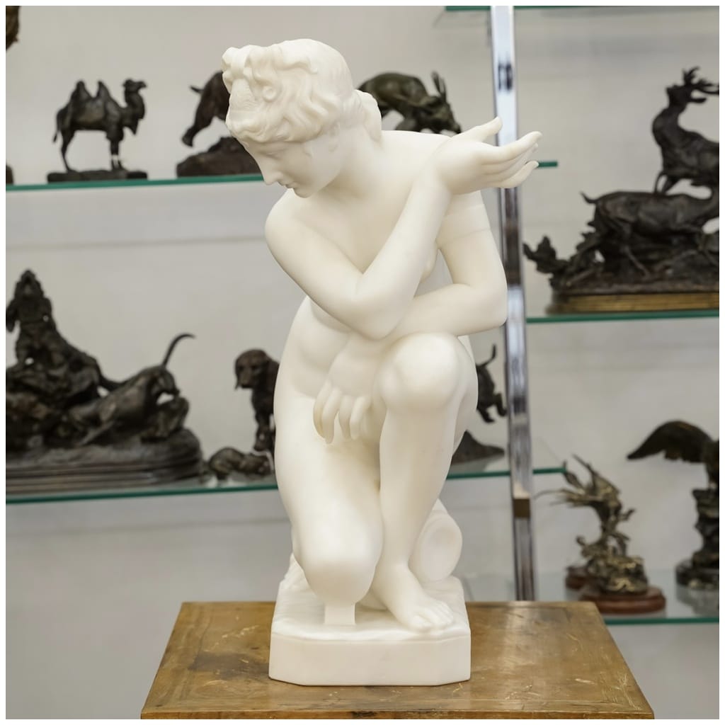 Sculpture – Vénus Accroupie , Doidalsas De Bithynie – Marbre 4