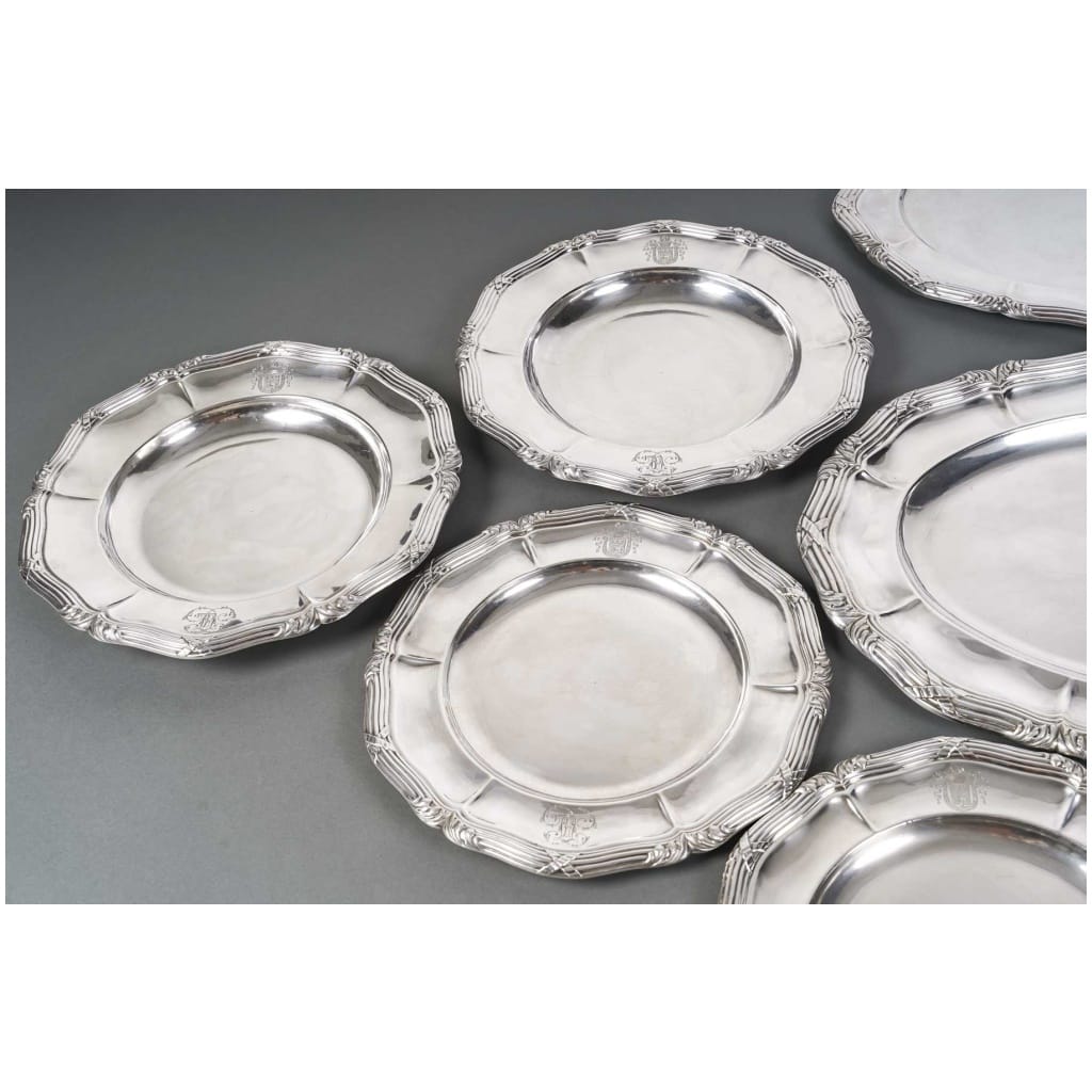 GUSTAVE ODIOT – SET OF TEN STERLING SILVER DISHES XIXTH CENTURY 14