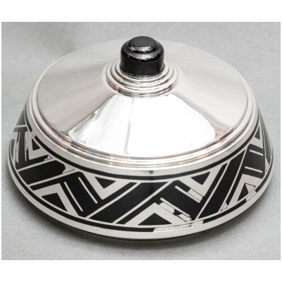 GOLDSMITH R. LINZELER – STERLING SILVER AND BLACK ENAMEL BOX – ART DECO PERIOD