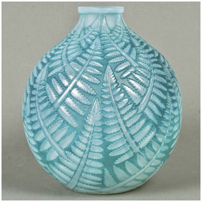 1927 René Lalique – Espalion Vase Blue Patinated Opalescent Glass