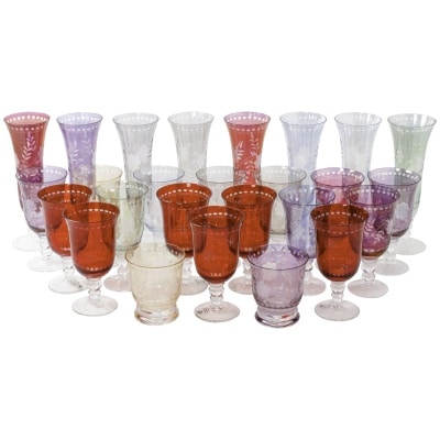 Ensemble de verres de style cristal de bohème, travail contemporain 3