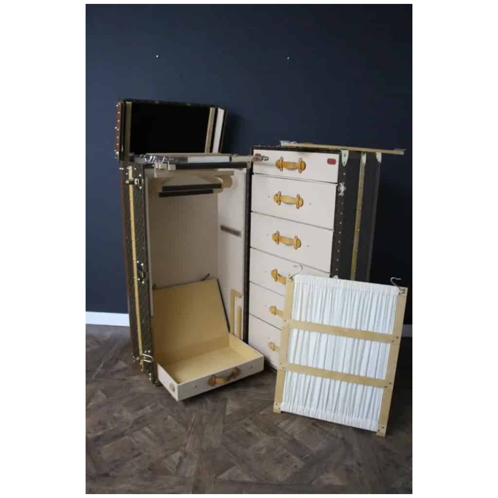 Louis Vuitton 4 wardrobe trunk