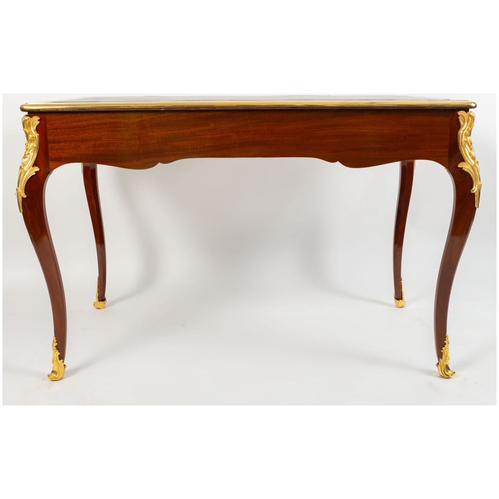 Louis XV style desk from the Napoleon III period (1848 - 1870). 4