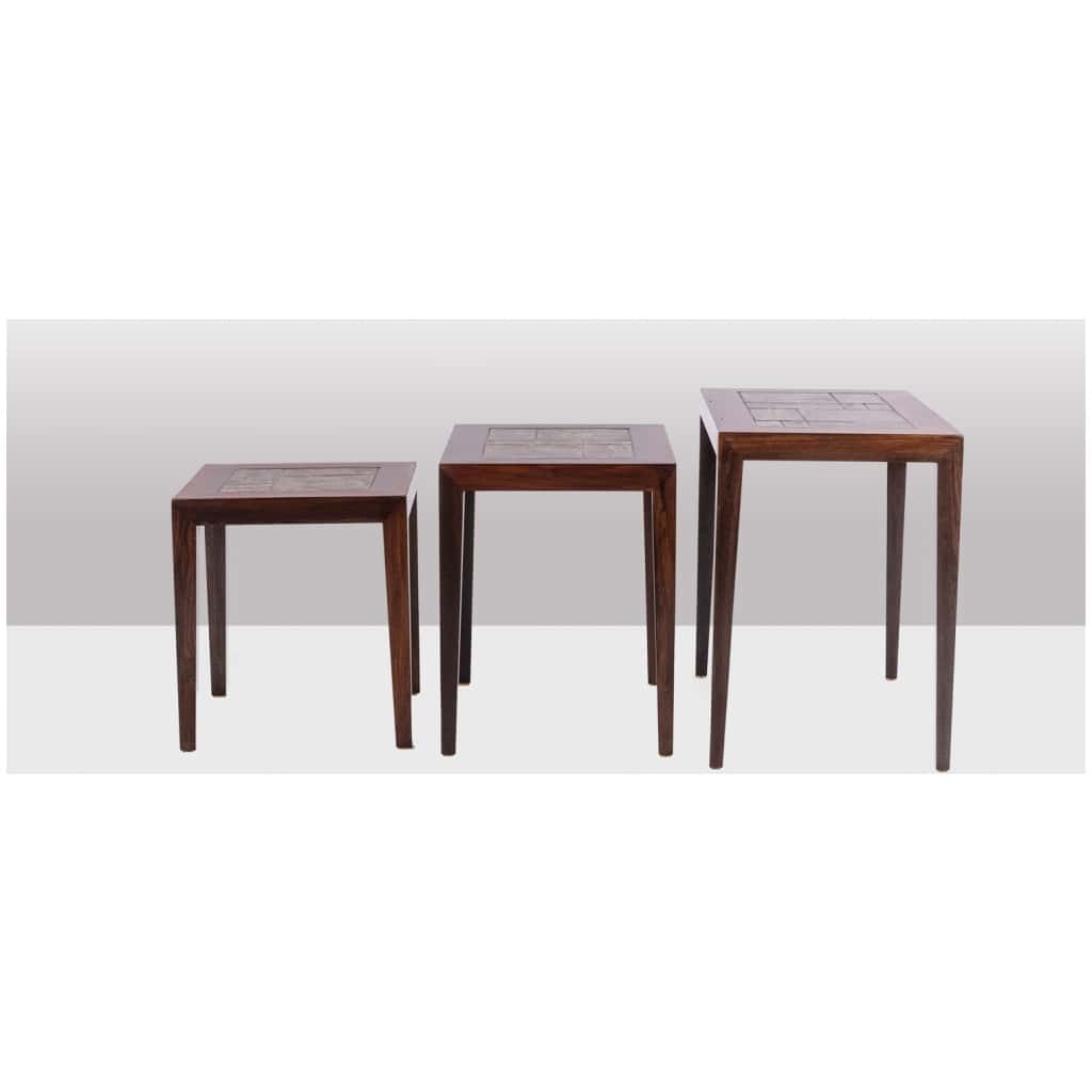 Ensemble de 3 tables « gigogne » motif « Baca ». Années 1960. 5