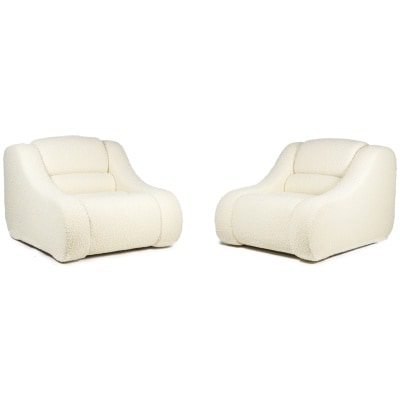 Pair of armchairs with fine curls. Contemporary work.