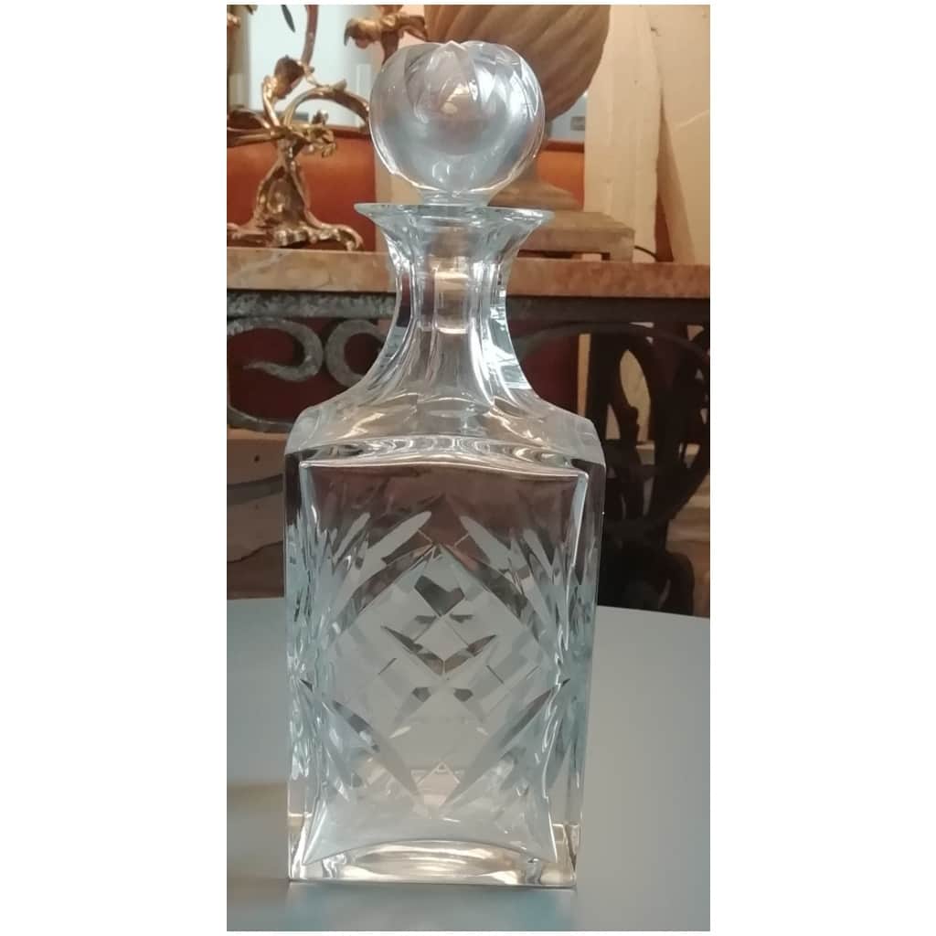 A CRYSTAL WHISKEY CARAFE SIGNED SAINT LOUIS 3