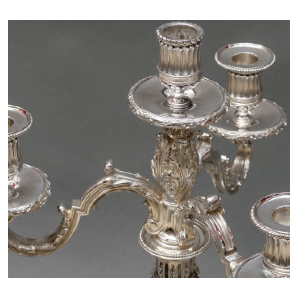 GOLDSMITH: GASTON SIGNARD – PAIR OF STERLING SILVER CANDELABRA EARLY 18TH CENTURY XNUMX