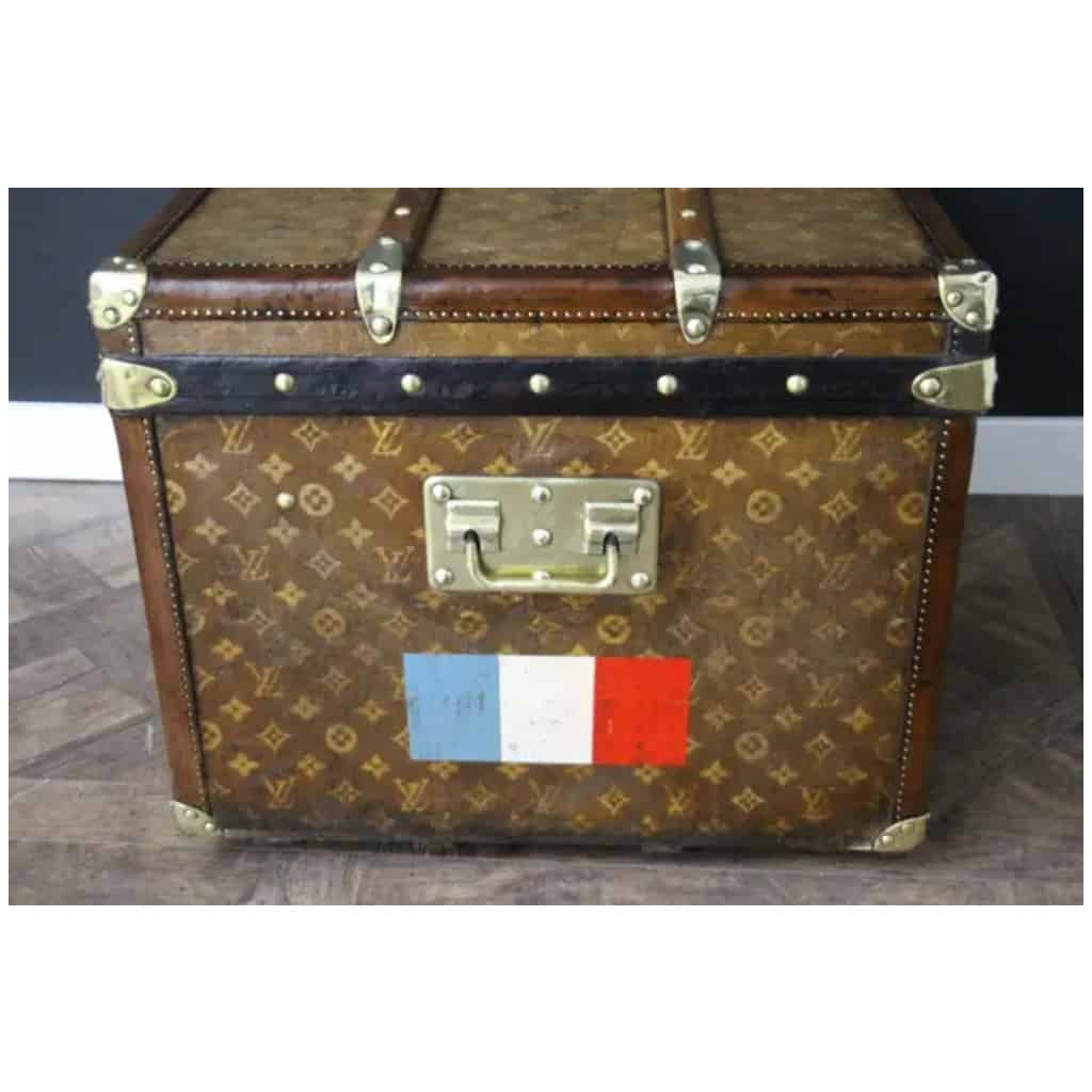 Small Louis Vuitton trunk from the 1890s, Vuitton woven canvas trunk 14