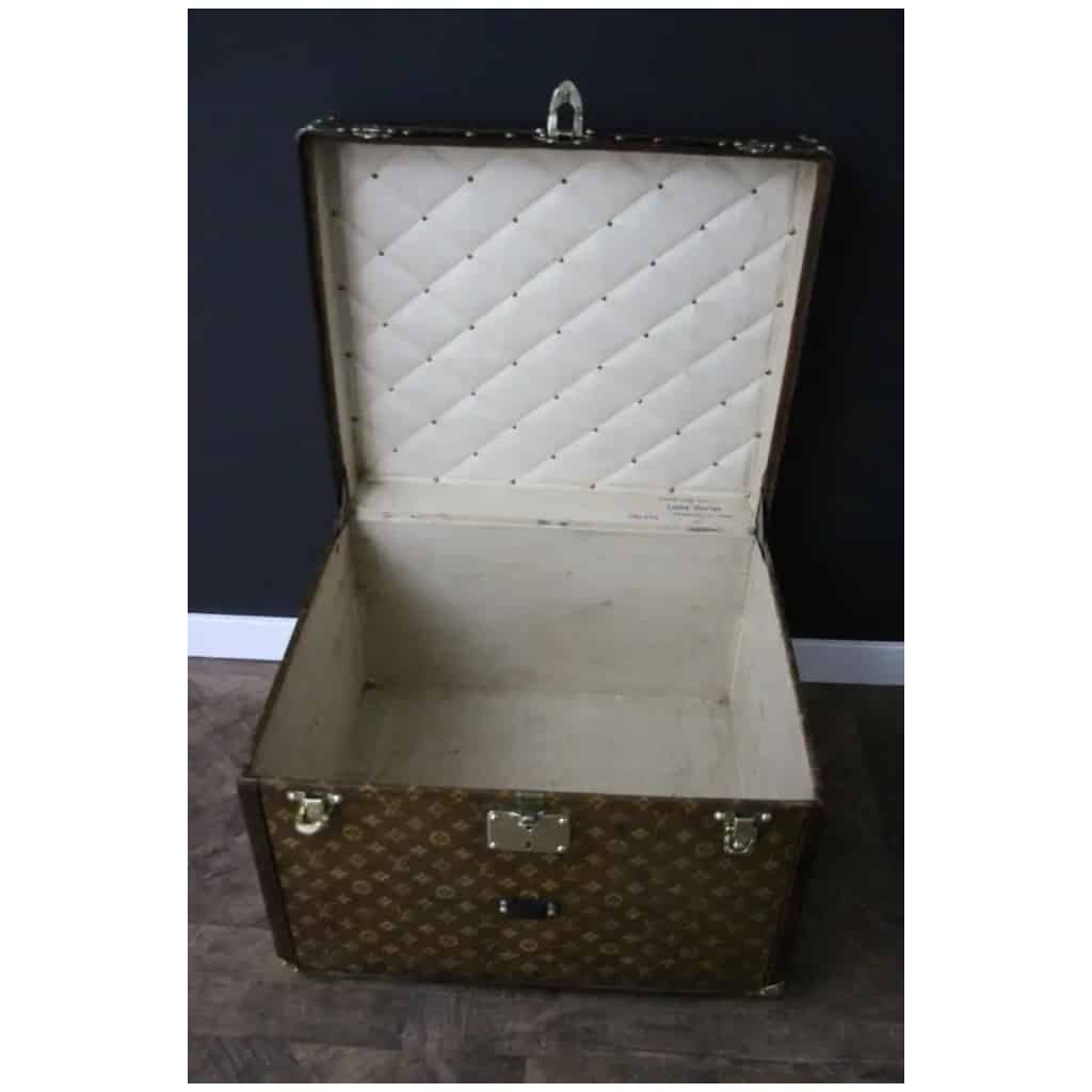 Small Louis Vuitton trunk from the 1890s, Vuitton woven canvas trunk 17