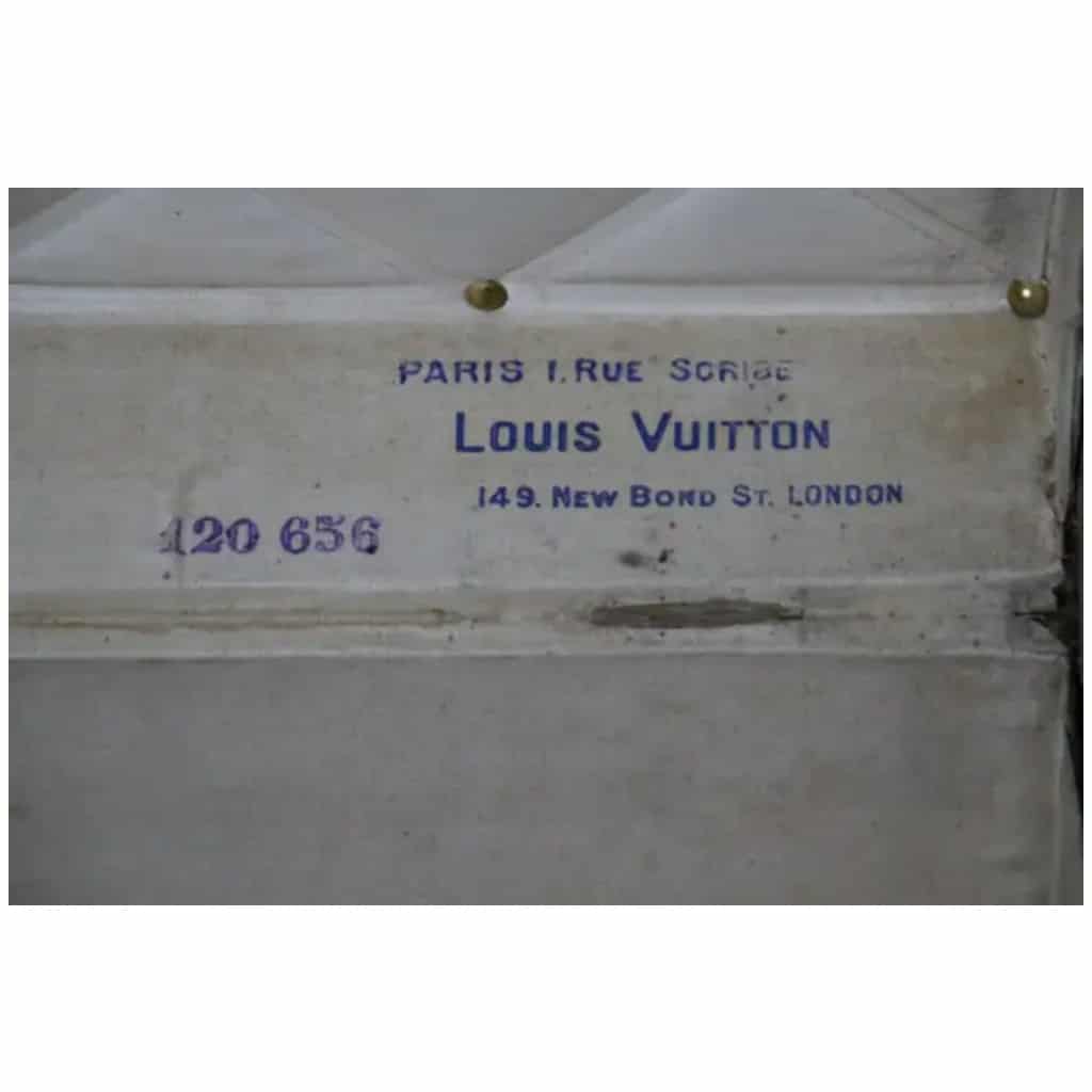 Small Louis Vuitton trunk from the 1890s, Vuitton woven canvas trunk 19