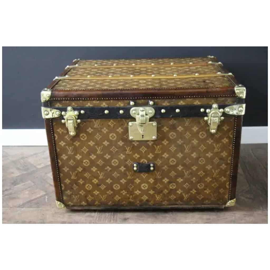 Small Louis Vuitton trunk from the 1890s, Vuitton woven canvas trunk 4