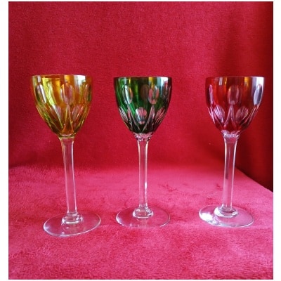 3 grands verres Roemer de couleurs Saint Louis modèle Vic