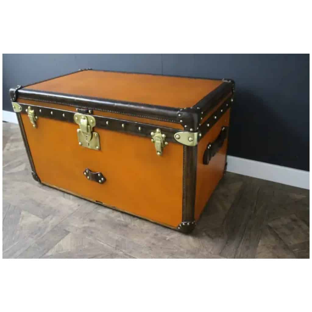 Small orange Louis Vuitton trunk, Small orange Vuitton mail trunk 80 cm 5