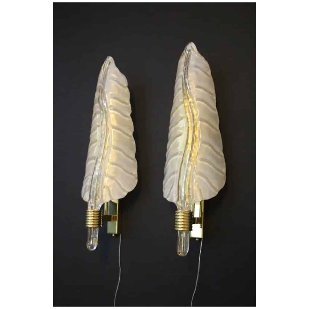 Pair of white and gold Murano glass sconces, in the shape of leaves 6