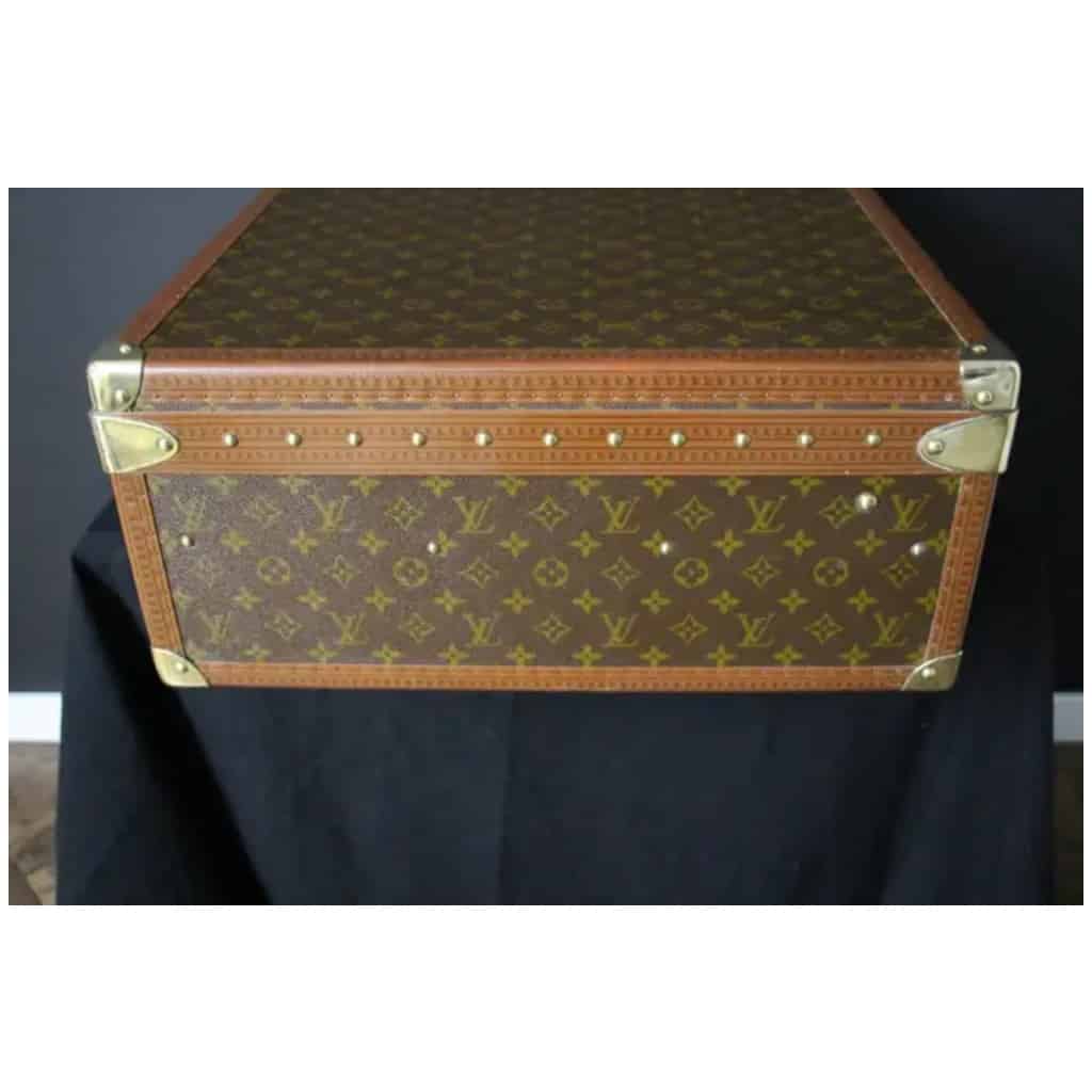 Louis Vuitton monogram suitcase, model Alzer 75 9
