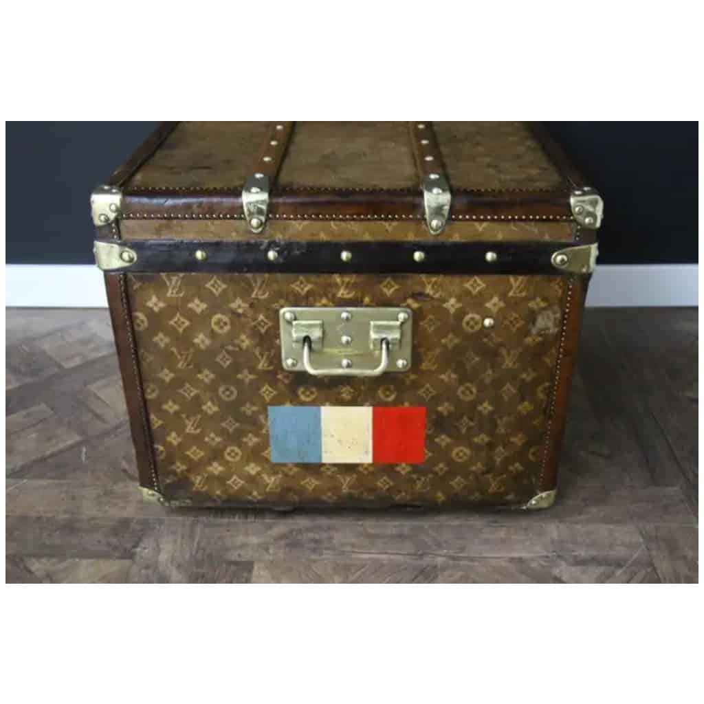 Small Louis Vuitton trunk from the 1890s, Vuitton woven canvas trunk 9