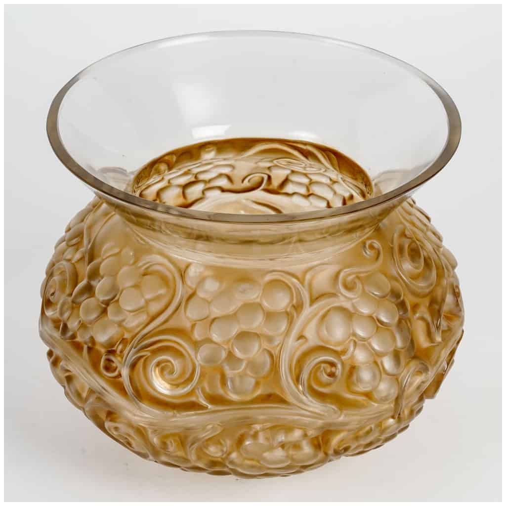 1930 René Lalique – Fontainebleau Vase White Glass Sepia Patina 4