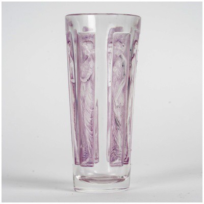 1911 René Lalique – Glass Goblet Six Figures White Glass With Pink Patina