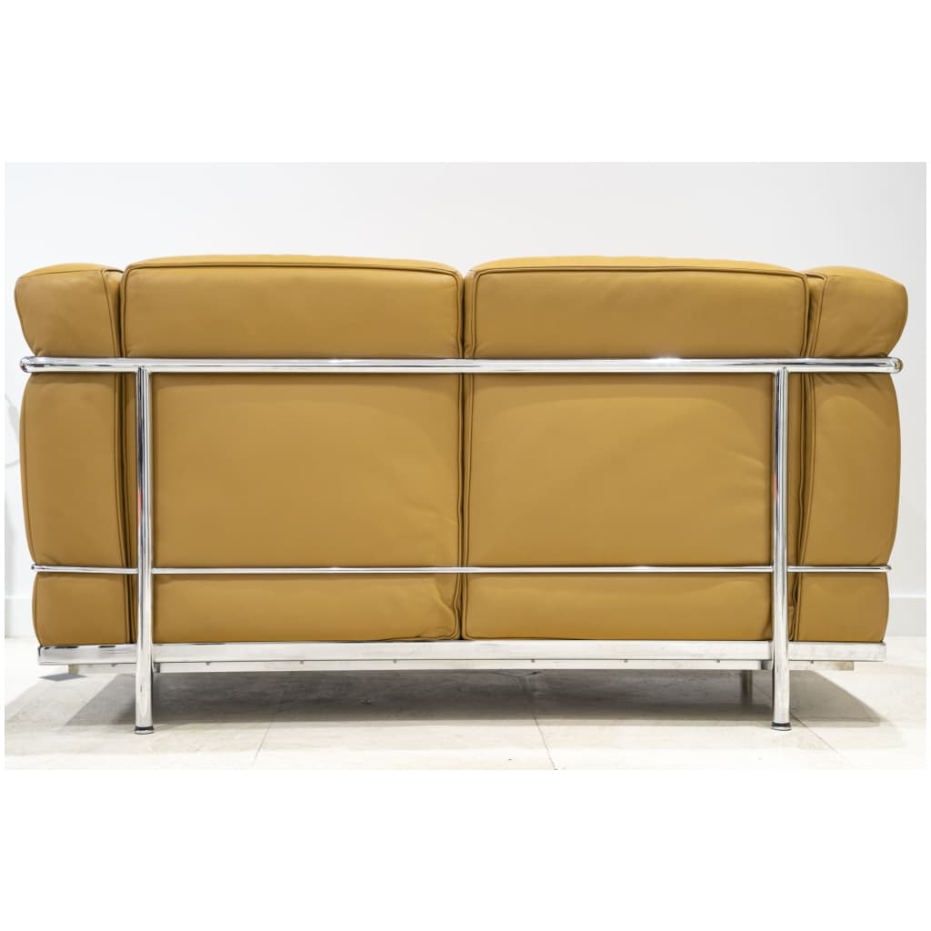 Le Corbusier & Cassina – LC2 Fauve Leather Sofa 5