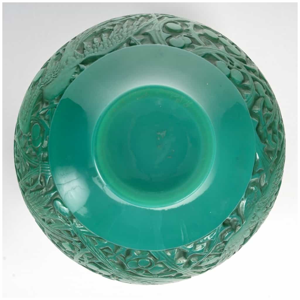1924 René Lalique – Vase Aras Verre Vert Jade Patiné Gris 10