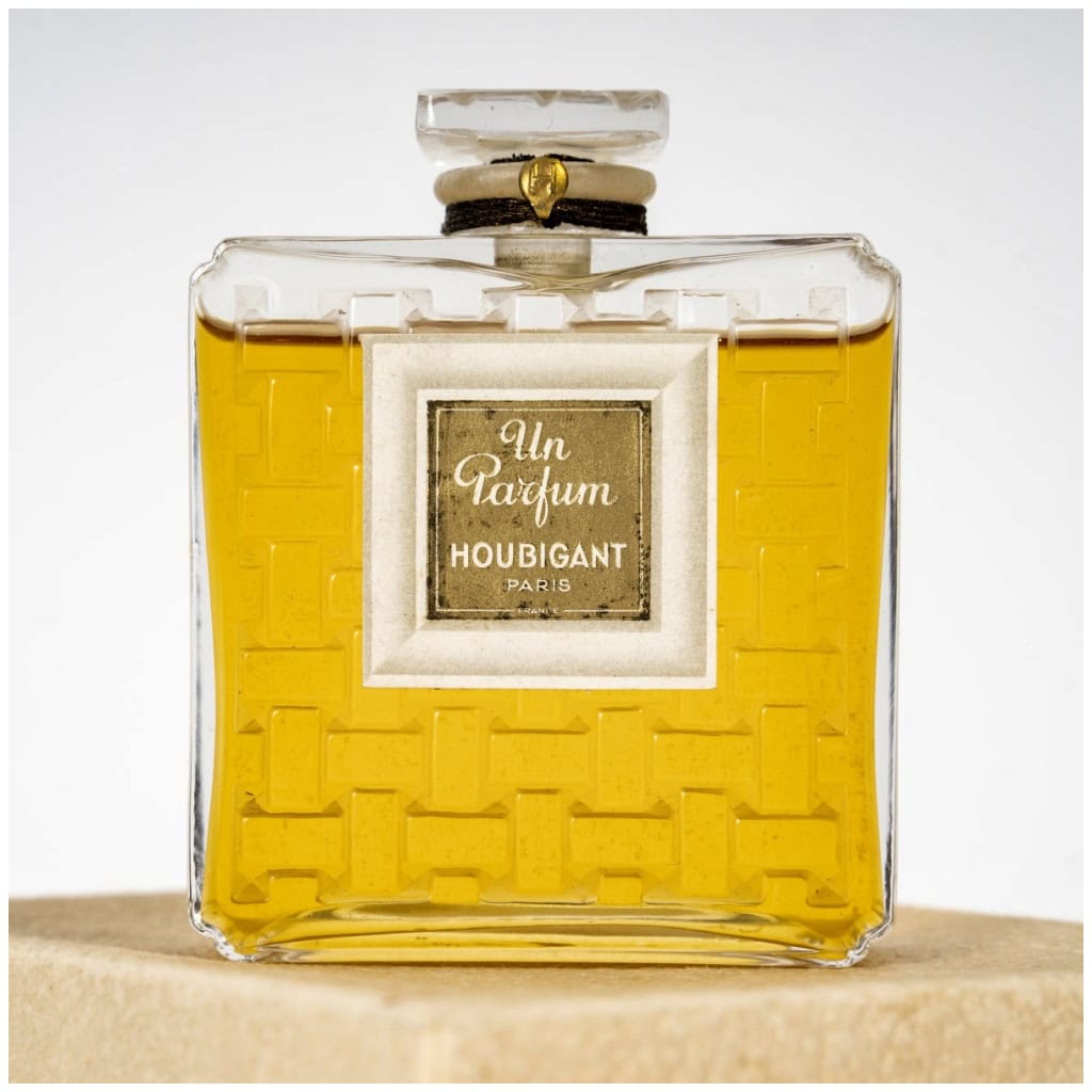 1919 René Lalique – Sealed White Glass Perfume Bottle With Box for Houbigant 6
